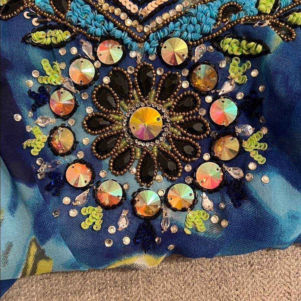 LUCKY & COCO NWT Kaftan Womens 3X Blue Water Embellished
Gemstone Beach Wear - Picture 14 of 15